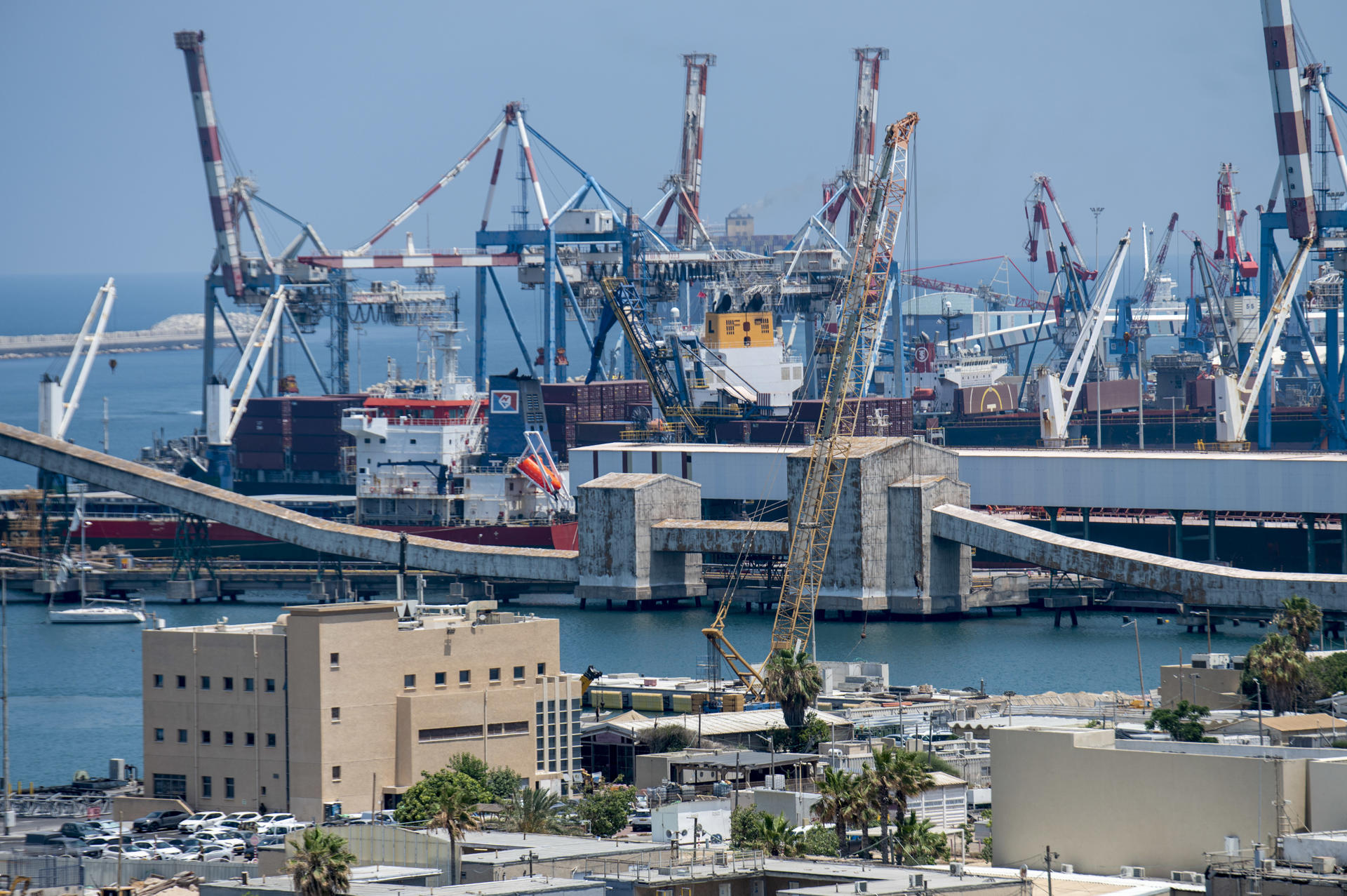 La coalición Flotilla de la Libertad denunció en la madrugada del lunes que los tripulantes del barco de ayuda humanitaria Madleen, con 12 activistas a bordo, entre los que se encuentra la activista Greta Thunberg, fueron "secuestrados por las fuerzas israelíes". EFE/ Magda Gibelli