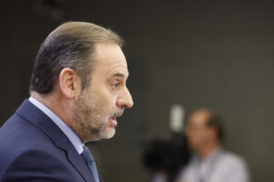 El exministro de Transportes José Luis Ábalos. EFE/ Javier Lizón