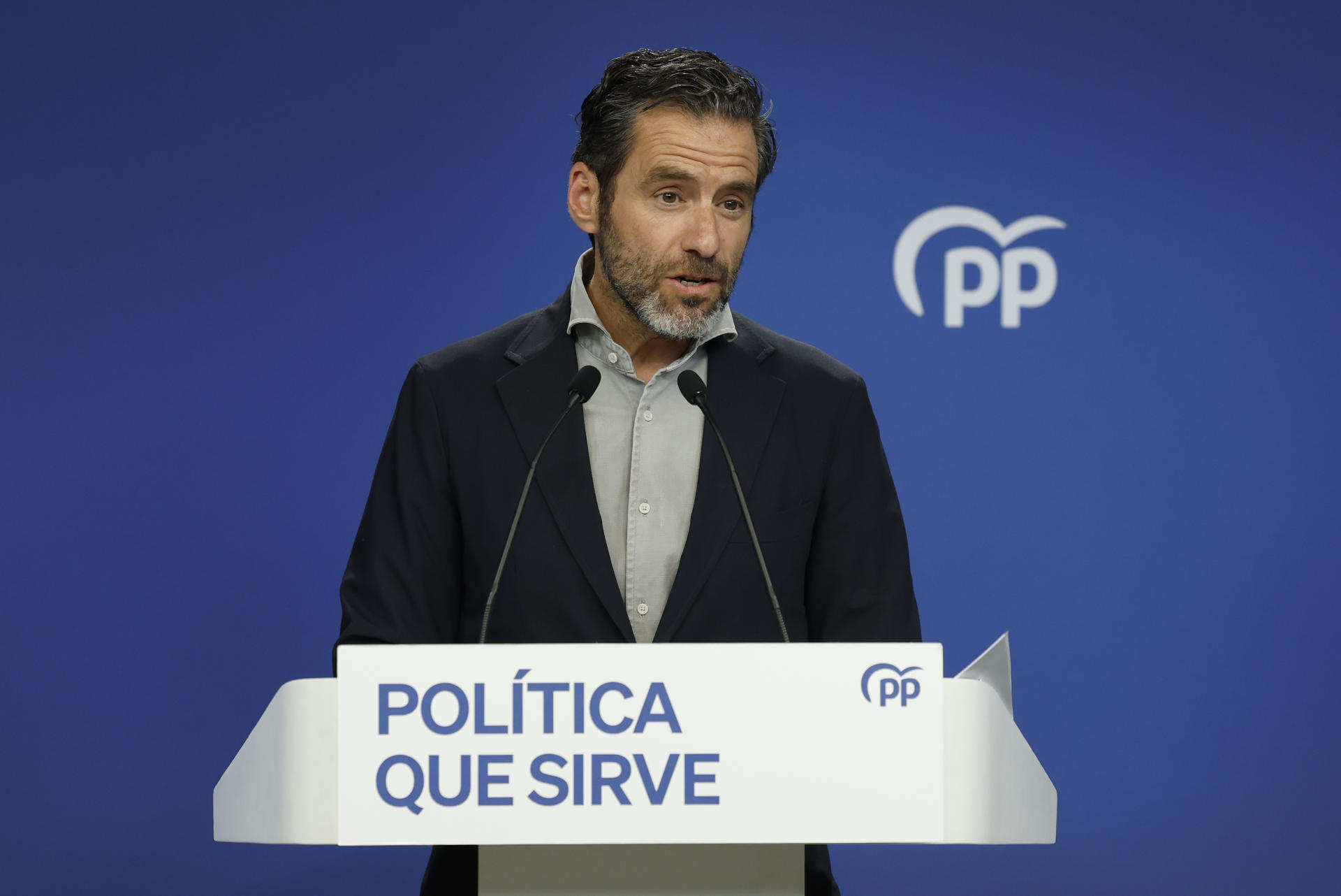 El vicesecretario de Cultura y portavoz del PP, Borja Sémper durante la rueda de prensa posterior a la reunión del Comité de Dirección del partido, este lunes. EFE/J.J. Guillén