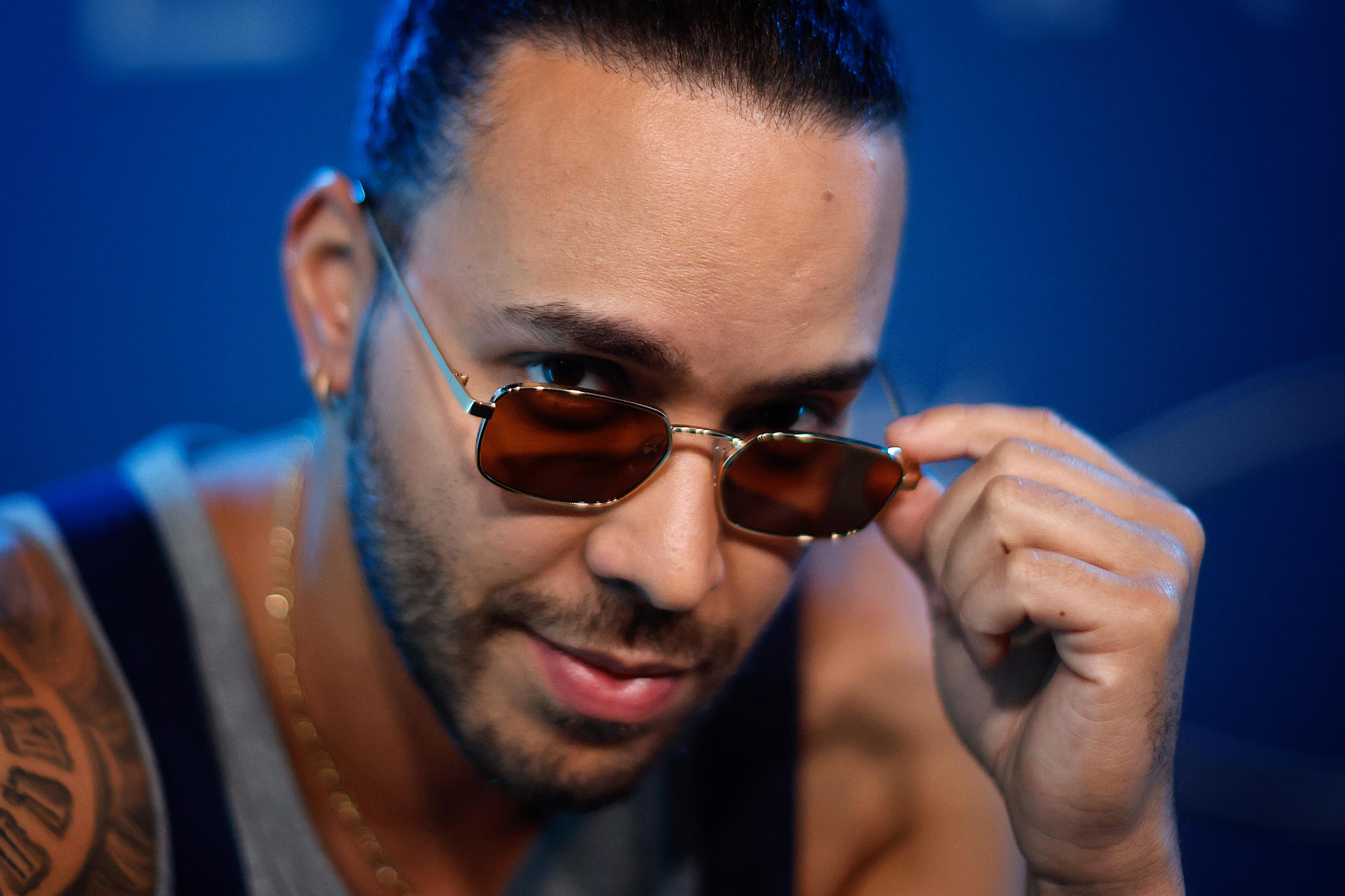 El cantante estadounidense Prince Royce, posa durante una entrevista con EFE este viernes en Ciudad de México (México). EFE/ Sáshenka Gutiérrez