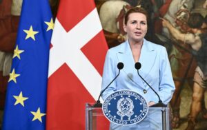 Imagen de Archivo de la primera ministra de Dinamarca, Mette Frederiksen.
EFE/EPA/RICCARDO ANTIMIANI