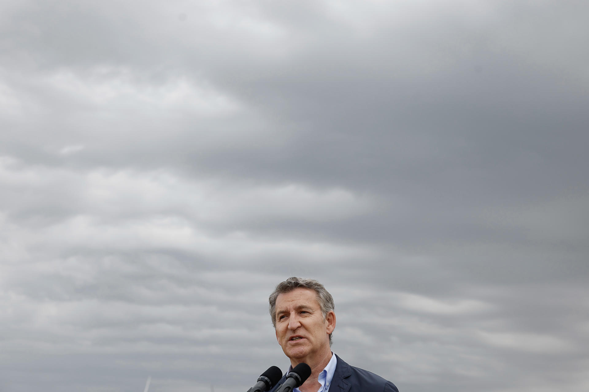 El líder del PP, Alberto Núñez Feijóo, Tras visitar una empresa agroalimentaria en Ablitas (Navarra). EFE/ Jesús Diges
