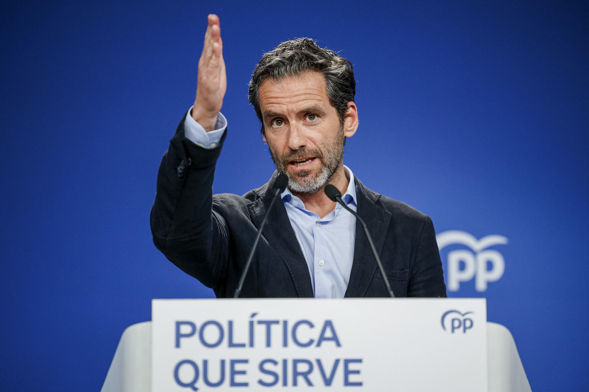El portavoz nacional del PP, Borja Sémper, durante la rueda de prensa posterior a la reunión del Comité de Dirección del PP, este lunes en Madrid.-EFE/ Daniel González
