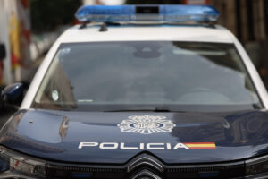 Imagen de archivo de un coche de la Policía Nacional. EFE/Mariscal