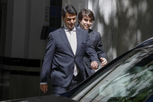 Alberto González Amador (i), pareja de la presidenta de la Comunidad de Madrid . EFE/ Juan Carlos Hidalgo