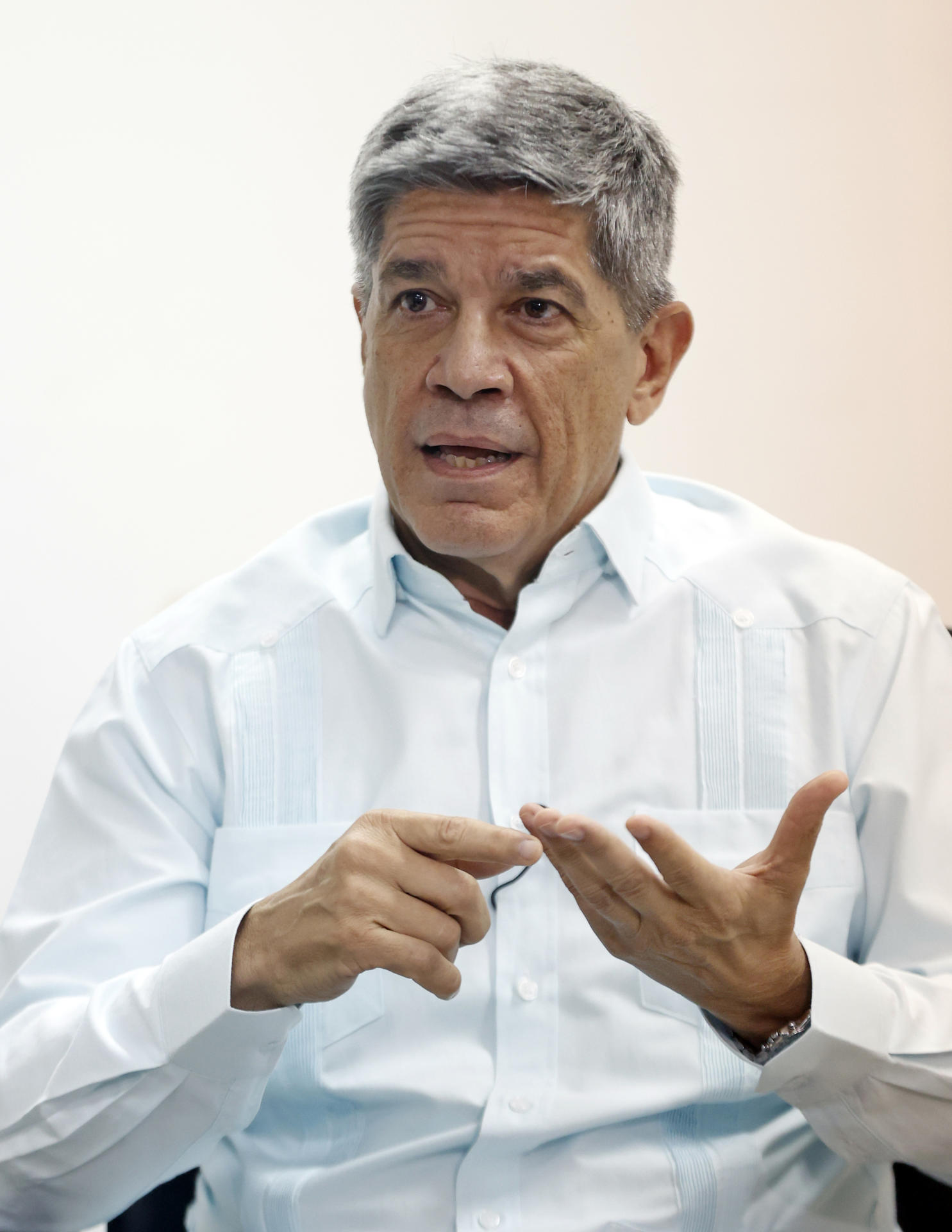 Fotografia del viceministro de Relaciones Exteriores de Cuba, Carlos Fernández de Cossío, durante una entrevista con EFE en La Habana (Cuba) en la que describe la actual relación de su país con Estados Unidos. EFE/ Ernesto Mastrascusa
