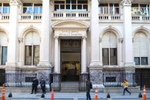 Fotografía de archivo del Banco Central en Buenos Aires (Argentina). EFE/ Juan Ignacio Roncoroni