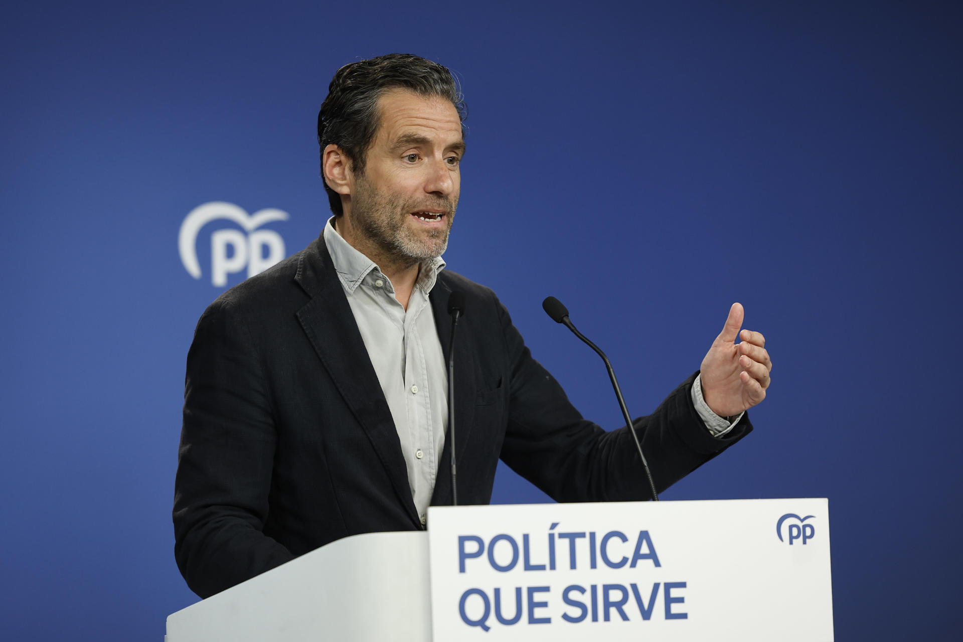 El vicesecretario de Cultura y portavoz del Partido Popular, Borja Sémper, ofrece una rueda de prensa después de la reunión del comité de dirección de su formación, este lunes en Madrid. EFE/ Chema Moya