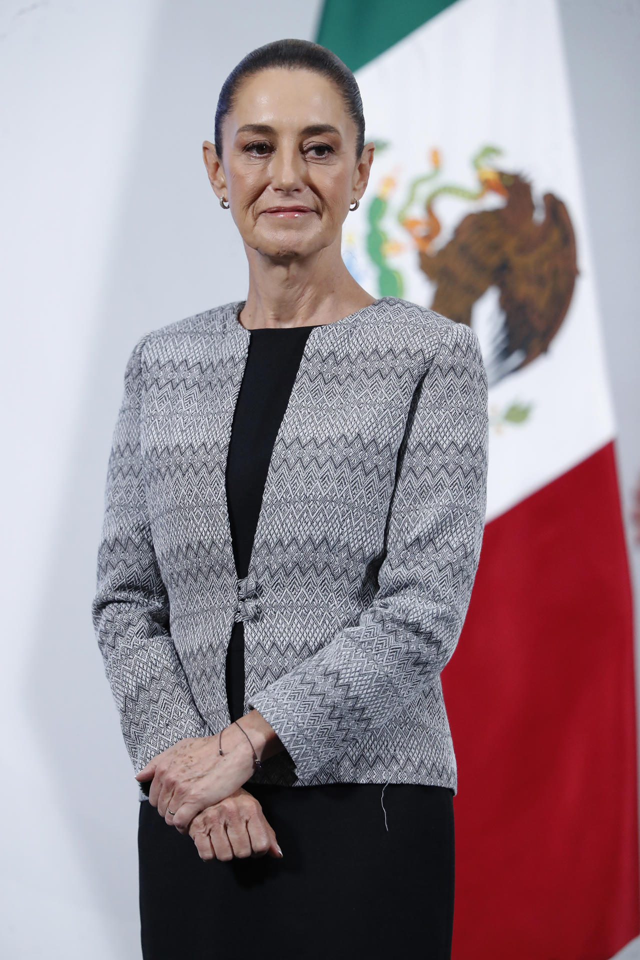 La presidenta de México, Claudia Sheinbaum, participa este jueves durante una rueda de prensa en Palacio Nacional de la Ciudad de México (México). EFE/Mario Guzmán