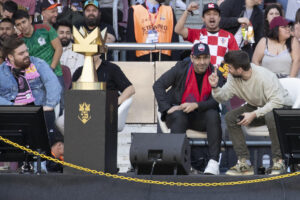 .El exfutbolista Gerard Piqué (d) y el streamer Ibai Llanos (i), en foto de archivo de Marta Pérez. EFe