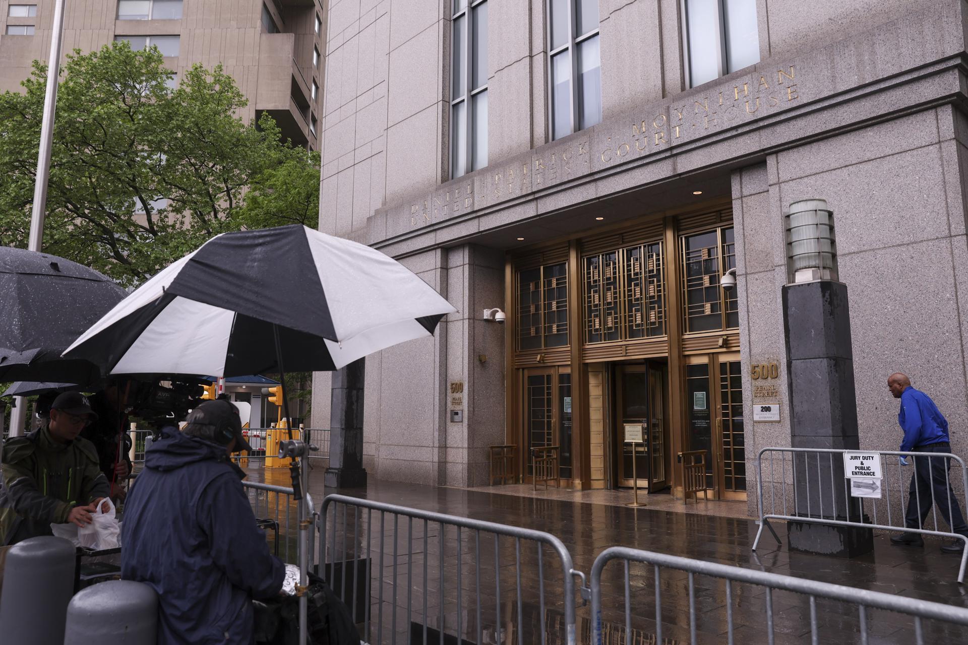 Foto de archivo de la corte federal donde se lleva a cabo el juicio contra Sean Combs. EFE/SARAH YENESEL