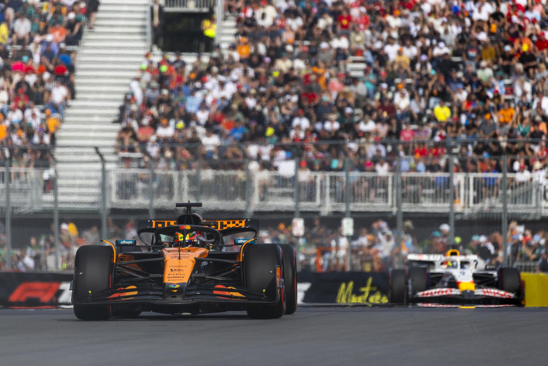 MONTREAL (Canada), 14/06/2025.- El australiano Oscar Piastri (McLaren), líder del Mundial de Fórmula Uno, durante los entrenamientos libres para el Gran Premio de Canadá, en el circuito Gilles Villeneuve de Montreal. EFE/EPA/SHAWN THEW