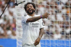El exjugador del Real Madrid Marcelo durante el partido benéfico de leyendas XII Corazón Classic Match Real Madrid-Borussia Dortmund este sábado en el Santiago Bernabéu en Madrid. EFE/ Juanjo Martín