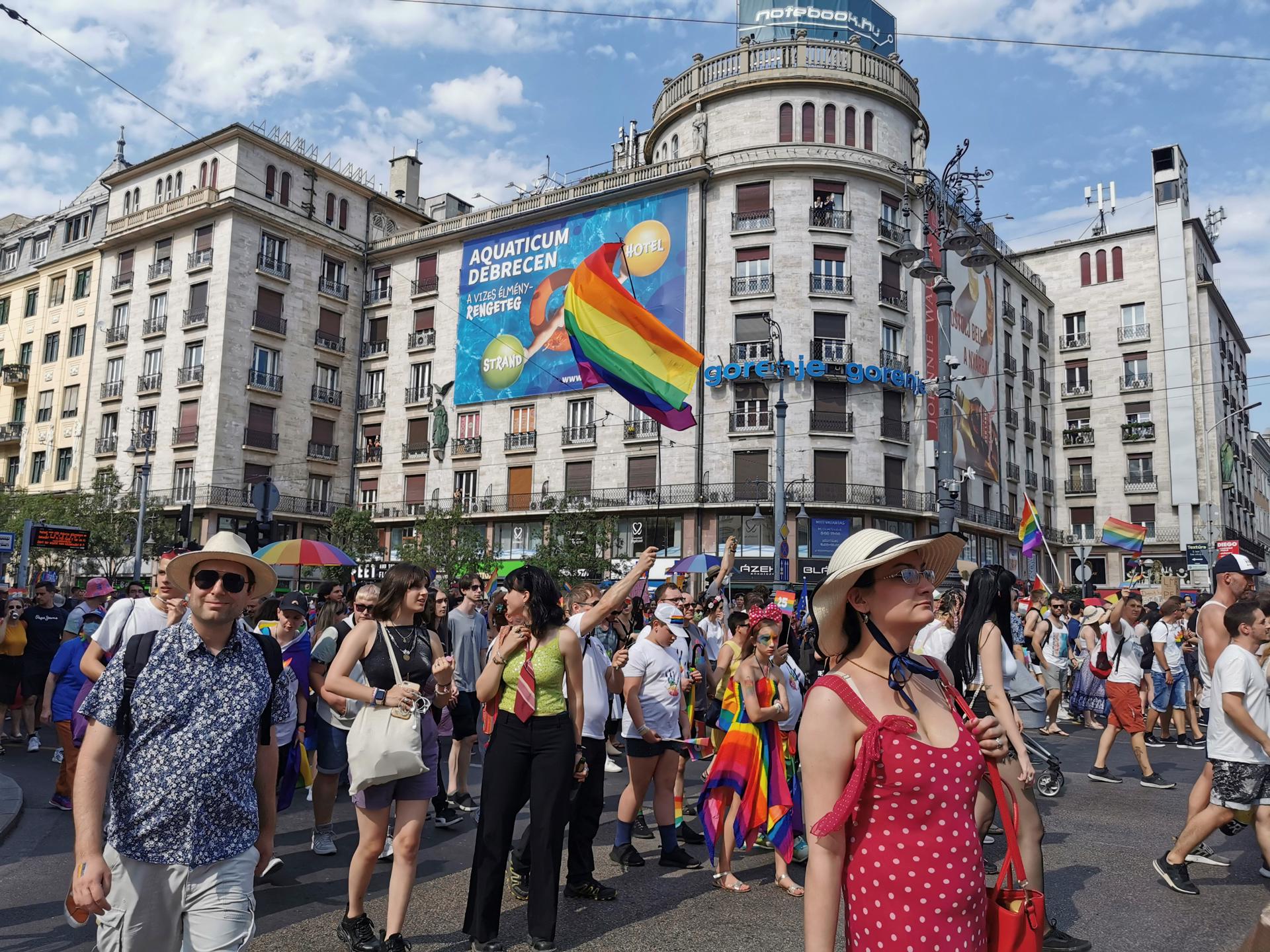 Foto de archivo de una manifestación del Orgullo Gay en el centro de Budapest. EFE / Marcelo.
