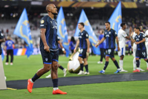 Imagen de archivo de Salomón Rondón de Pachuca quien reacciona previo a un partido del Mundial de Clubes entre Al Hilal y Pachuca en el estadio Geodis Park en Nashville (Estados Unidos). EFE/ Juan Ignacio Roncoroni