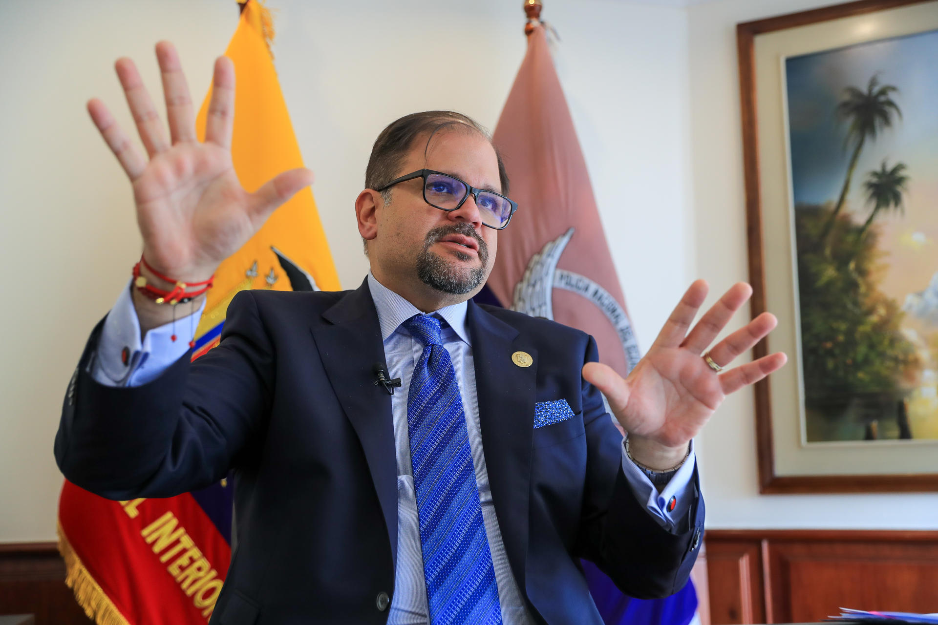 El ministro de Interior de Ecuador, John Reimberg, habla durante una entrevista con EFE este 18 de junio de 2025, en Quito (Ecuador). EFE/ José Jácome