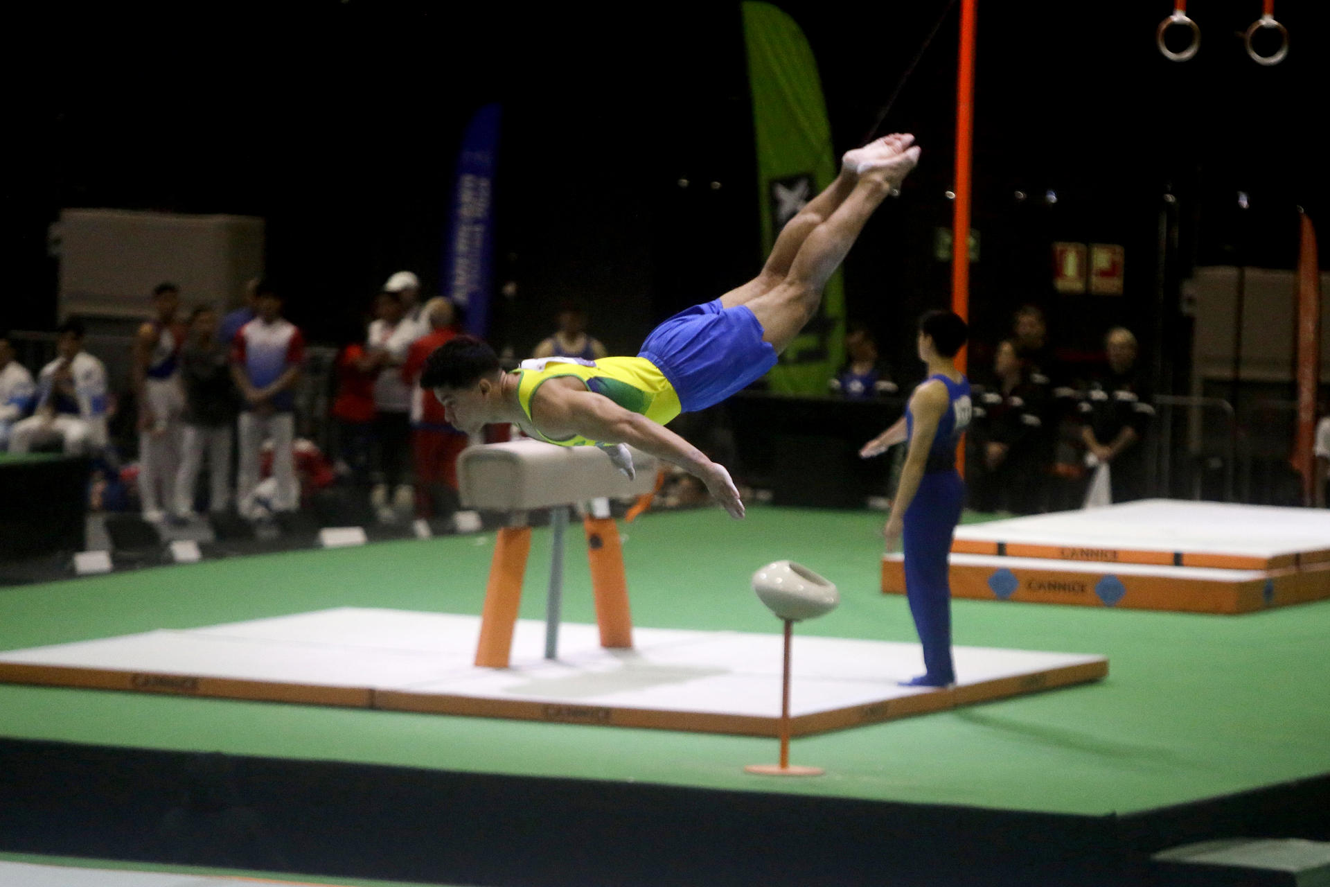 Patrick Sampaio de Brasil, participa en el Campeonato Panamericano de Gimnasia Artística de Adultos organizado por la Unión Panamericana de Gimnasia (UPAG) y la Federación Panameña de Gimnasia en Ciudad de Panamá (Panamá). EFE/ Carlos Lemos