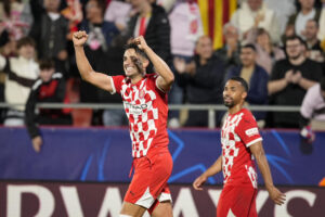 El jugador del Girona, Juanpe, celebra un gol en una imagen de archivo. EFE/ David Borrat.