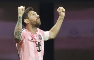 Lionel Messi del Inter Miami celebra un gol ante Porto en el Mundial de Clubes. EFE/Erik S. Lesser