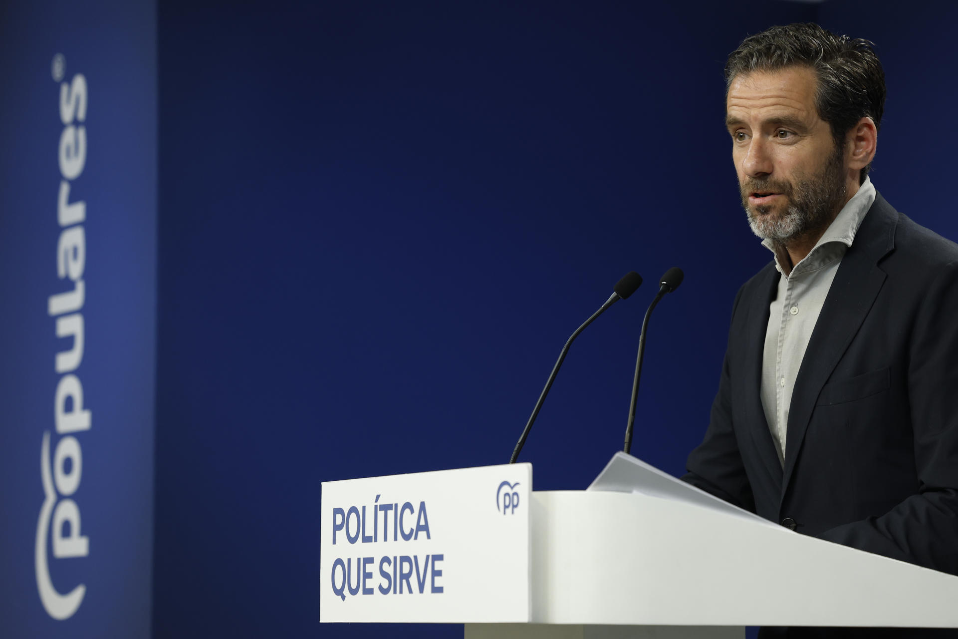 El vicesecretario de Cultura y portavoz del PP, Borja Sémper durante la rueda de prensa posterior a la reunión del Comité de Dirección del partido, este lunes. EFE/J.J. Guillén