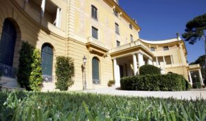Imagen de archivo del Palacio de Pedralbes, en Barcelona. EFE/XAVIER BERTRAL