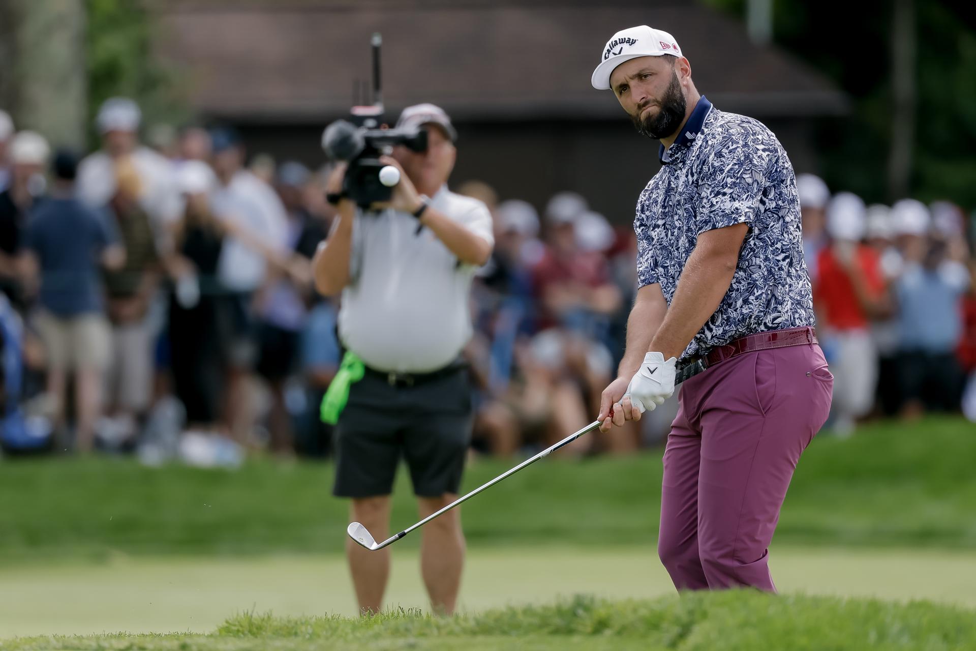 El español Jon Rahm está en la posición número 35, a 11 golpes de la cabeza del Abierto de Golf de EE.UU. EFE/EPA/ERIK S. LESSER