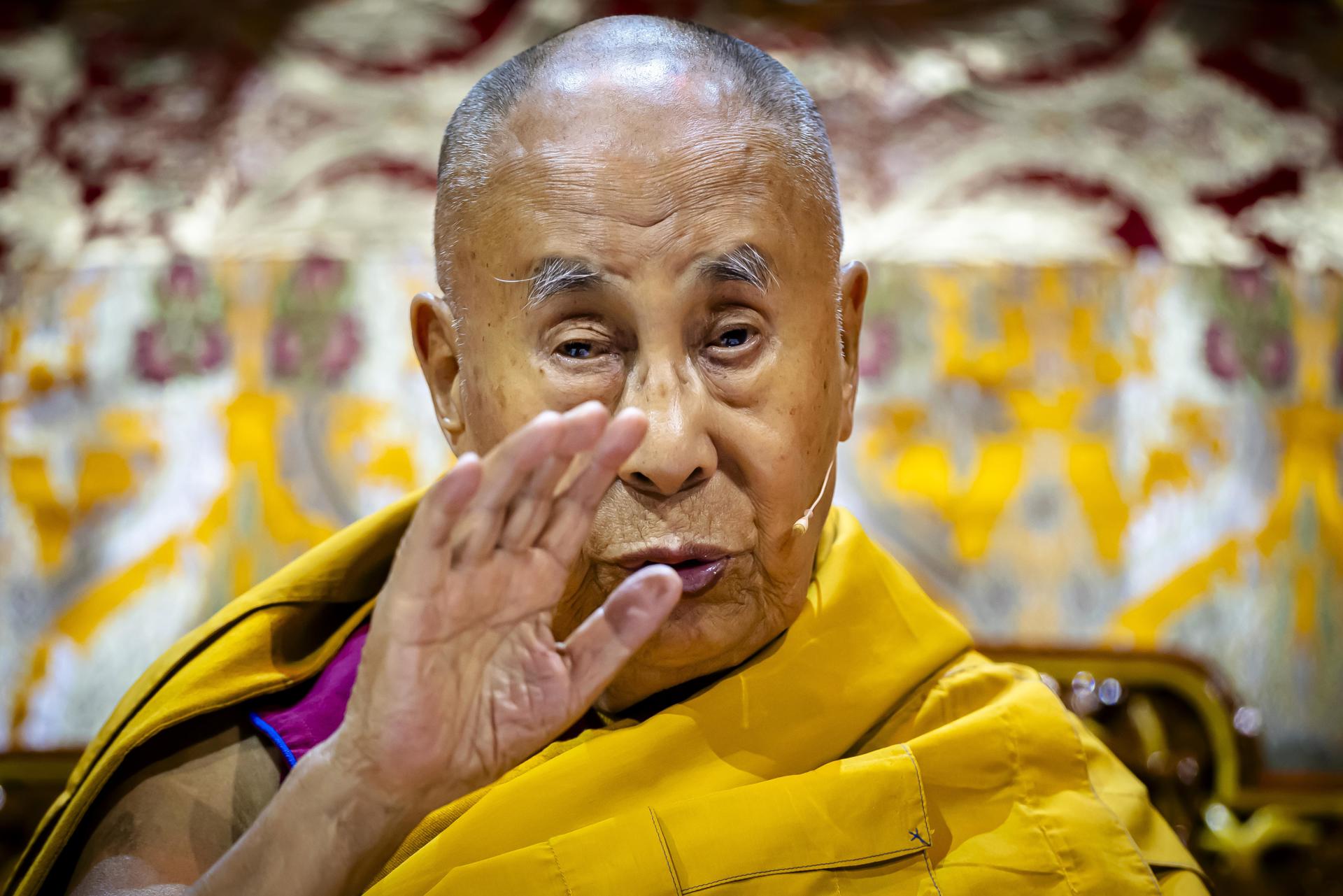 Imagen de archivo del dalái lama, líder espiritual del budismo tibetano. EFE/EPA/MICHAEL BUHOLZER