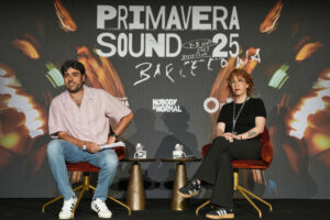 El director del festival Primavera Sound, Alfonso Lanza,y la directora de Relaciones Institucionales, Marta Pallares (d) durante la rueda de prensa para hacer balance de la 23 edición de el festival. EFE/Alejandro García