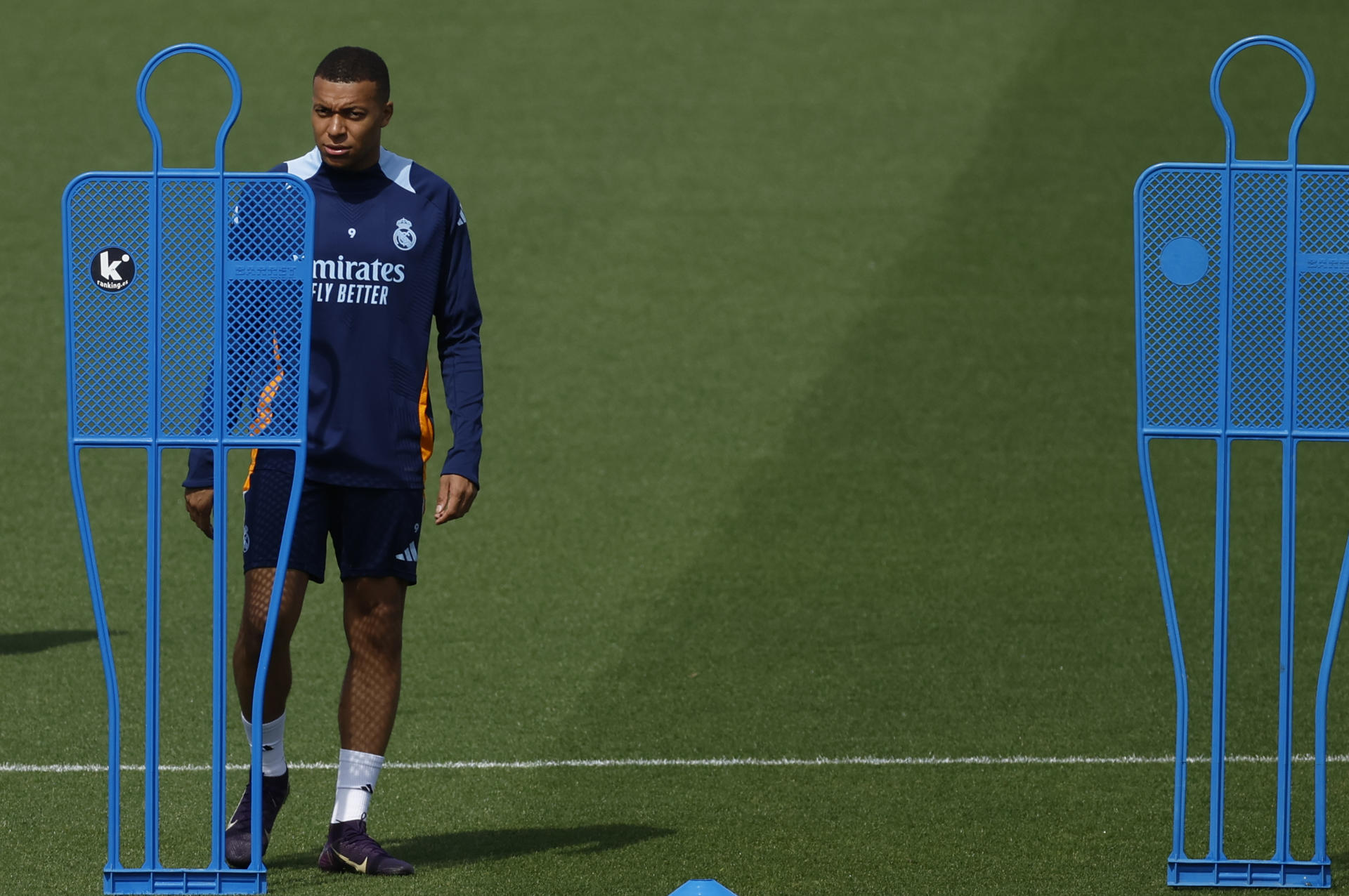 Fotografía de archivo del 17/05/2025 del delantero del Real Madrid Kylian Mbappé. EFE/Mariscal