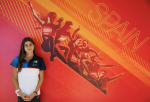 La atleta española de 1500 metros, Águeda Marqués, posa durante una entrevista con EFE de cara a su participación en los Campeonatos Europeos por equipos en Madrid, 24 Junio 2025. EFE/Sergio Pérez