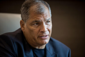 Fotografía de archivo del expresidente de Ecuador Rafael Correa. EFE/ Miguel Gutiérrez