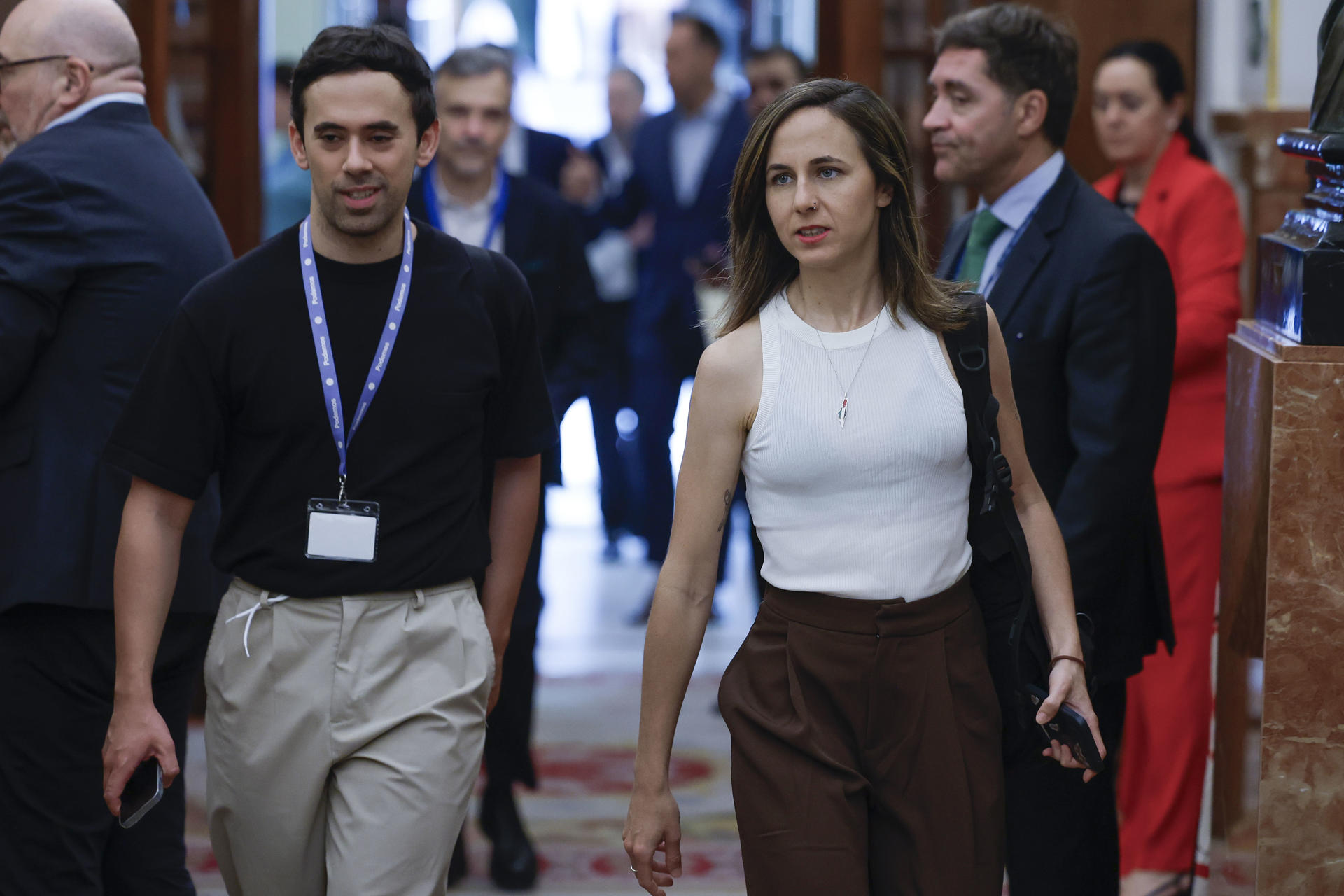 La líder de Podemos, Ione Belarra, a su llegada al Congreso para asistir a la sesión de control al Gobierno que se celebra este miércoles. EFE/ Mariscal
