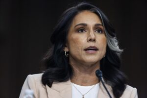 Fotografía de archivo de la directora naciona de Intelligencia de EE.UU., Tulsi Gabbard. EFE/JIM LO SCALZO
