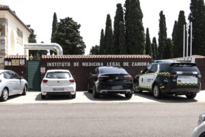 Captura de la fachada del Instituto de Medicina Legal y Ciencias Forenses de Zamora. El Instituto de Medicina Legal y Ciencias Forenses de Zamora ha concluido la autopsia a los cadáveres del futbolista del Liverpool Diogo Jota y su hermano, el también futbolista portugués, André Filipo, fallecidos esta madrugada en un accidente de tráfico en la Autovía Rías Bajas (A-52) en Cernadilla (Zamora) y sus cuerpos están siendo trasladados a Portugal. EFE