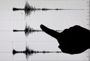 Imagen de archivo de un sismógrafo tras un terremoto .EPA/Alanah M. Torralba