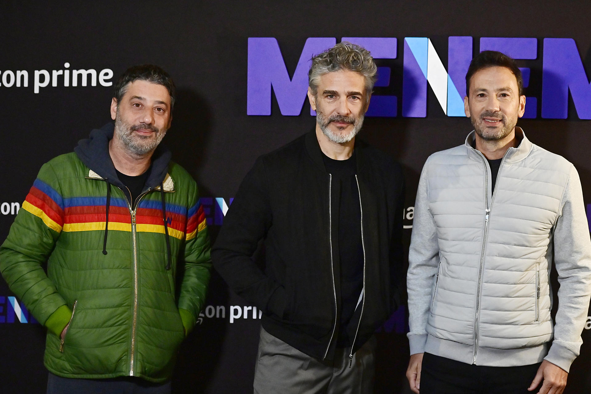 El director Ariel Winograd (i), el actor Leonardo Sbaraglia (c) y el productor Mariano Varela, posan durante una entrevista con EFE este viernes, en Buenos Aires (Argentina). EFE/Matias Martin Campaya