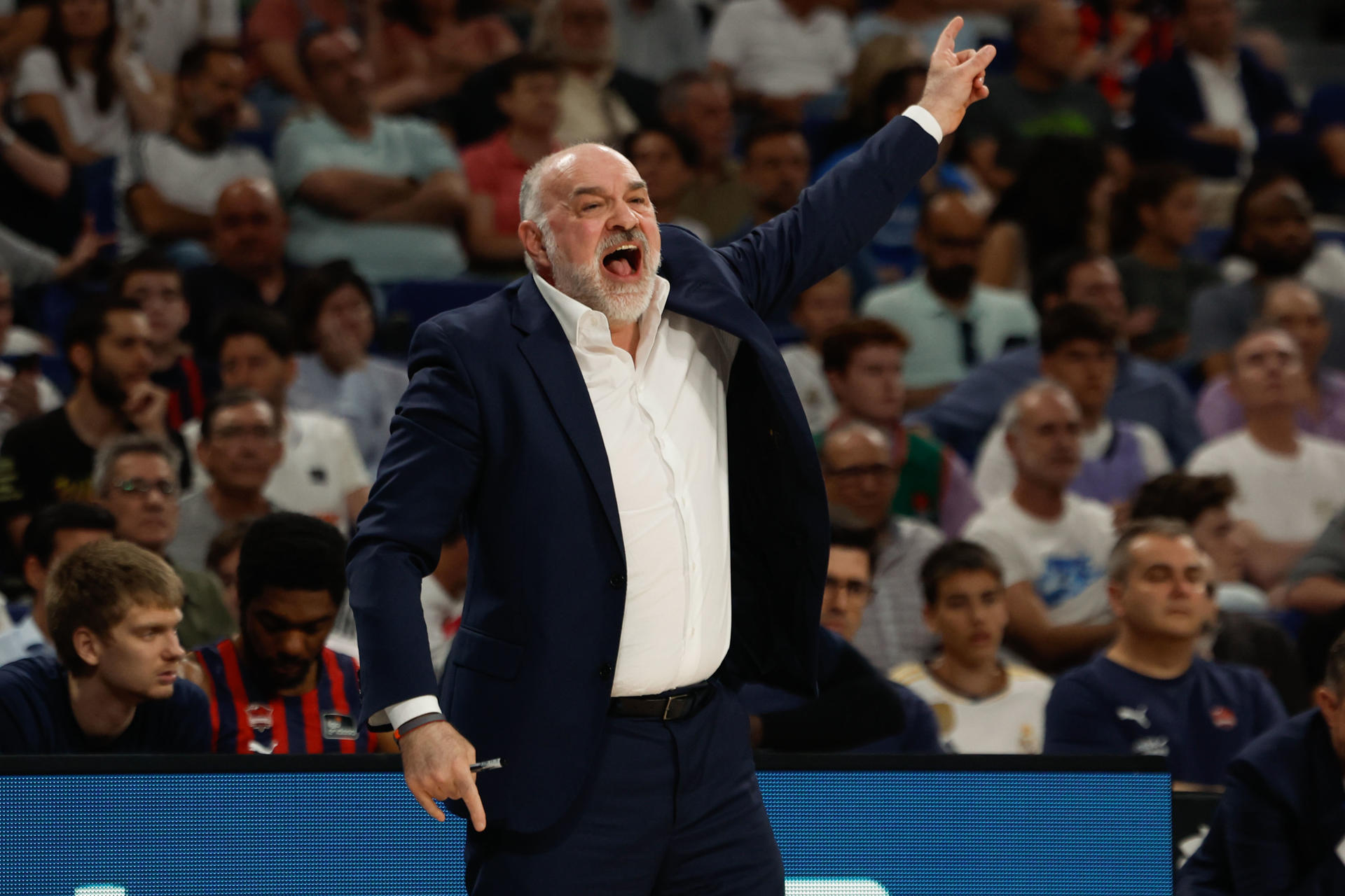 El entrenador del Baskonia, Pablo Laso, en foto de archivo de Juanjo Martin. EFE