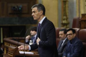 El presidente del Gobierno, Pedro Sánchez interviene en el pleno del Congreso de los Diputados este miércoles. EFE/Mariscal