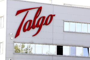 Imagen de archivo de la fábrica de Talgo en el barrio de Las Matas, en La localidad de Las Rozas. EFE/J.P. Gandul