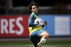 El jugador Joao Felix durante un entrenamieno en Oeiras. . EFE/EPA/ARCHIVO/FILIPE AMORIM