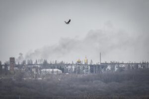 Imagen de archivo de la ciudad de Chasiv Yar, cerca de Bakhmut, en la región de Donetsk (Ucrania), el 7 de abril de 2023. EFE/EPA/OLEG PETRASYUK
