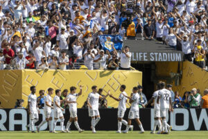 Los jugadores del Real Madrid celebran un gol contra el Dortmund durante el partido de la Copa Mundial de Clubes entre el Real Madrid y el Borussia Dortmund en el MetLife Stadium en Nueva Jersey, EE.UU. EFE/Angel Colmenares