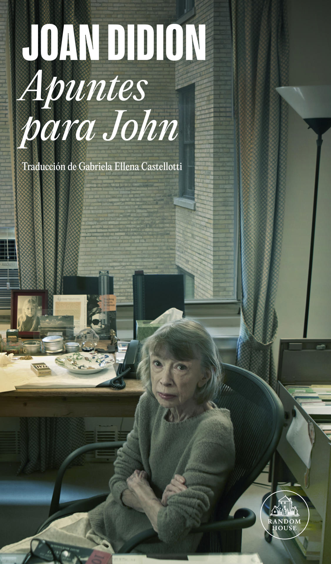 Portada de la edición en español de un libro inédito de Joan Didion, 'Apuntes para John', que sale a la venta el 10 de julio. EFE/RANDOM HOUSE. ***SOLO USO EDITORIAL/SOLO DISPONIBLE PARA ILUSTRAR LA NOTICIA QUE ACOMPAÑA (CRÉDITO OBLIGATORIO)***