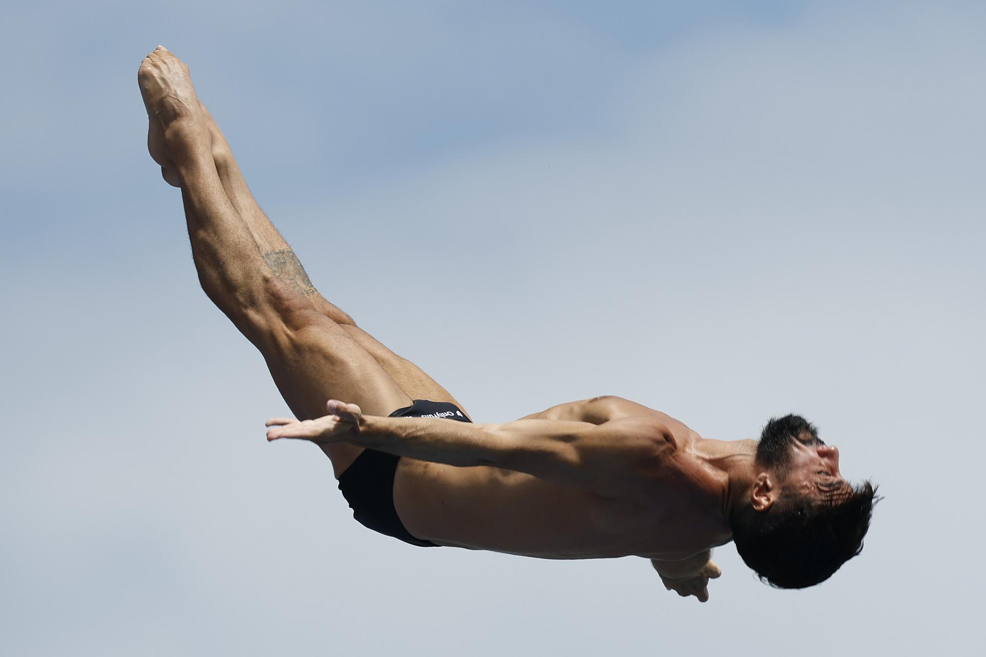 Carlos Gimeno durante la competencia en los Mundiales de Singapure. EFE/EPA/RUNGROJ YONGRIT