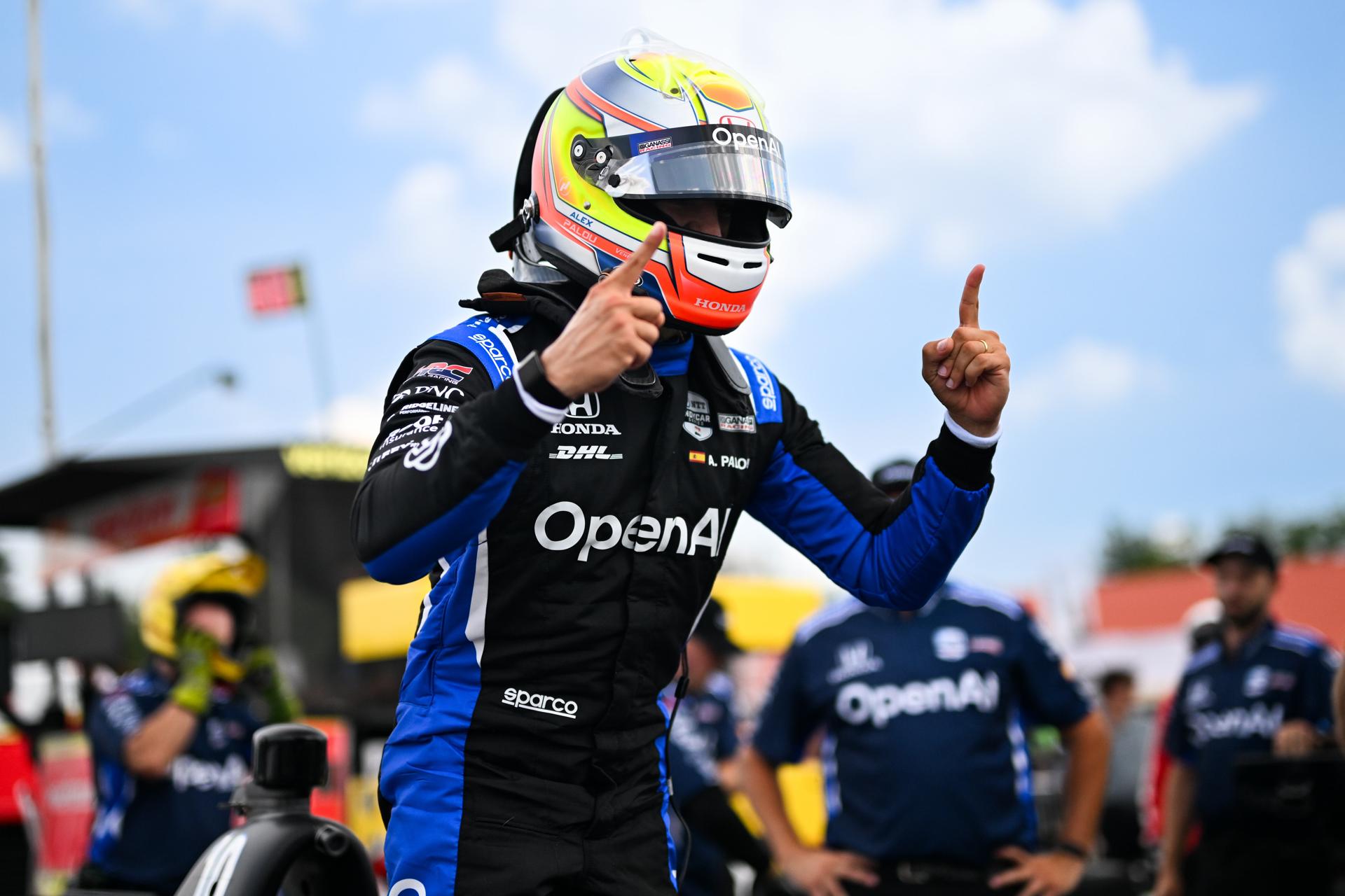 Álex Palou (Chip Ganassi) firmó este sábado la pole para la carrera de Mid Ohio, por delante de Christian Lundgaard (Arrow McLaren) y de Kyffin Simpson (Chip Ganassi). EFE/James J. Black/IndyCar /SOLO USO EDITORIAL/SOLO DISPONIBLE PARA ILUSTRAR LA NOTICIA QUE ACOMPAÑA /CRÉDITO OBLIGATORIO