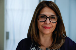 La politóloga y exministra de Justicia de Chile Marcela Ríos Tobar, directora regional del Instituto Internacional para la Democracia y Asistencia Electoral (IDEA Internacional) para América Latina y el Caribe, en una entrevista con EFE. EFE/ ZIPI