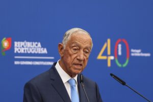 El presidente de Portugal, Marcelo Rebelo de Sousa, durante la ceremonia de 40 años de la firma del tratado de adhesión a la Comunidad Europea. (Lisboa) EFE/EPA/TIAGO PETINGA/Archivo