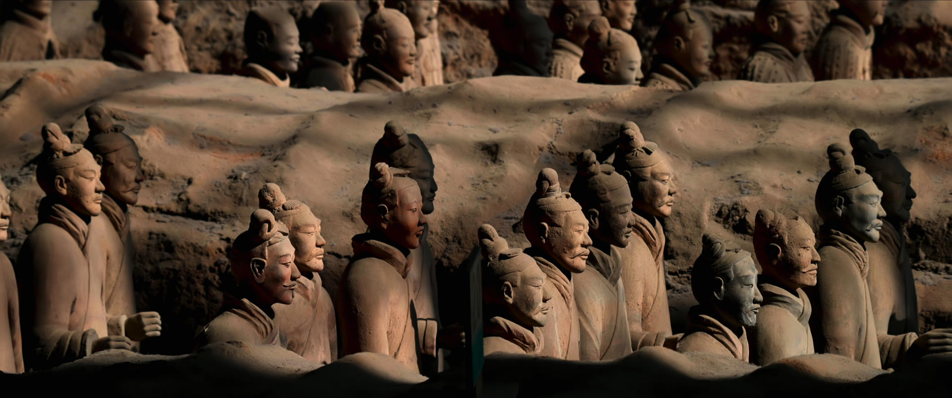 Fotograma del documental 'Misterios de los guerreros de Terracota', que se puede ver en Netflix y que cuenta la historia del descubrimiento de los guerreros de Xian, desvelados al mundo por China hace ahora 50 años. EFE/Netflix. ***SOLO USO EDITORIAL/SOLO DISPONIBLE PARA ILUSTRAR LA NOTICIA QUE ACOMPAÑA (CRÉDITO OBLIGATORIO)***