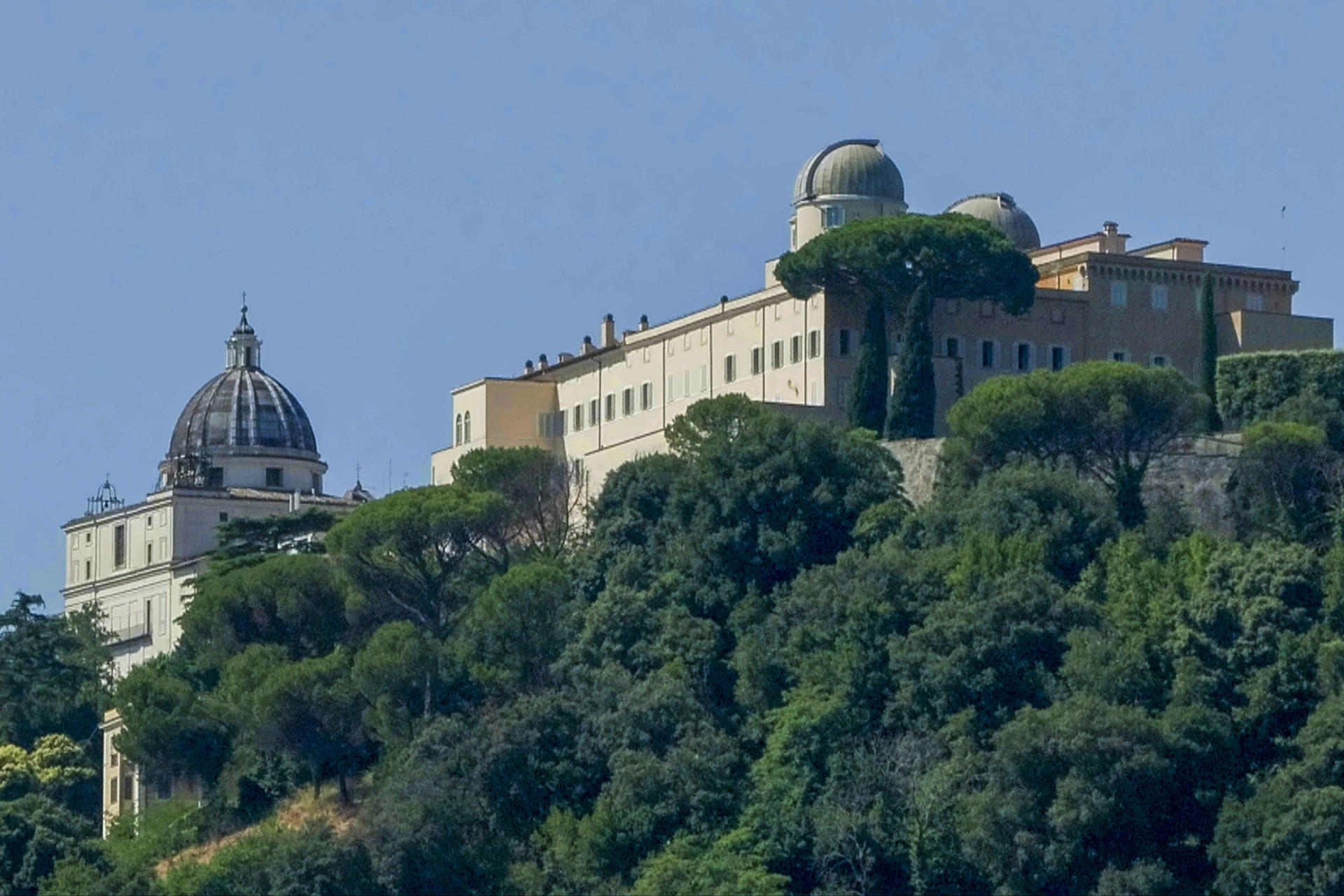 El Palacio Papal en Castel Gandolfo.-EFE/ Daniel Cáceres