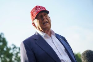 Fotografía de archivo del presidente de EE.UU., Donald Trump. EFE/EPA/WILL OLIVER / POOL
